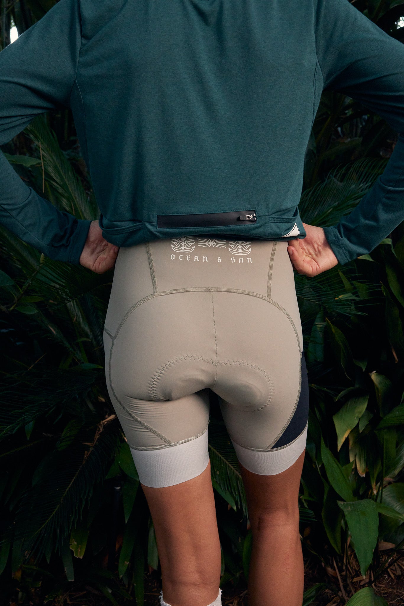 Women's Long Sleeve - Sea Moss