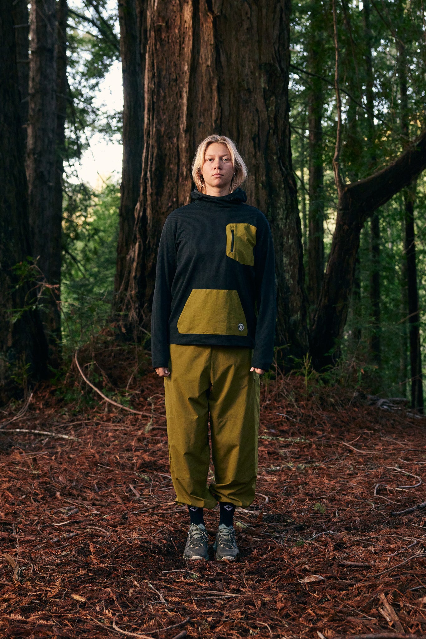 ThermaGrid Hooded Midlayer - Black